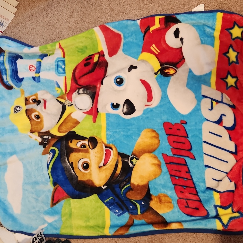 Kids super soft Paw Patrol Blanket!